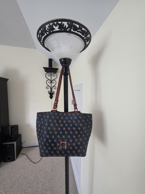 Dooney & Bourke Handbags - Dooney & Bourke Gretta Brenna Satchel